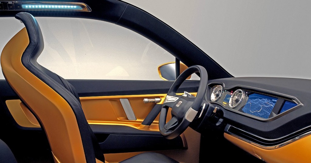 Carscoop_Tribu_C_INT10